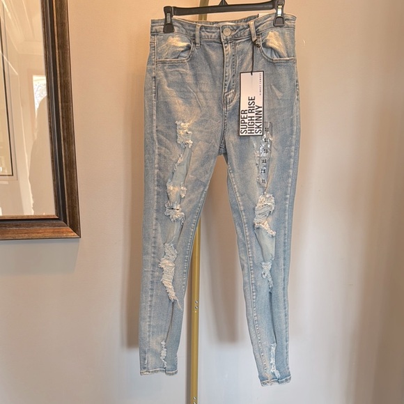 Almost Famous Denim - Almost Famous Super High Rise Skinny Jeans - Light Blue NWT 11